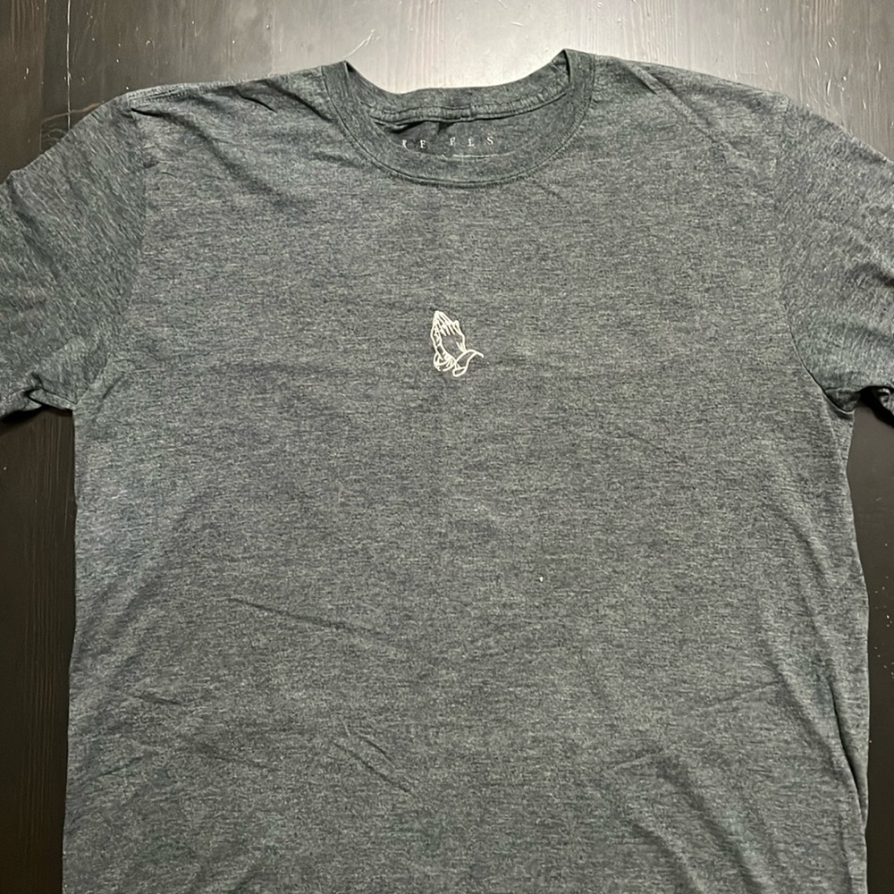 Rebels and Nomads Praying Hands T-shirt